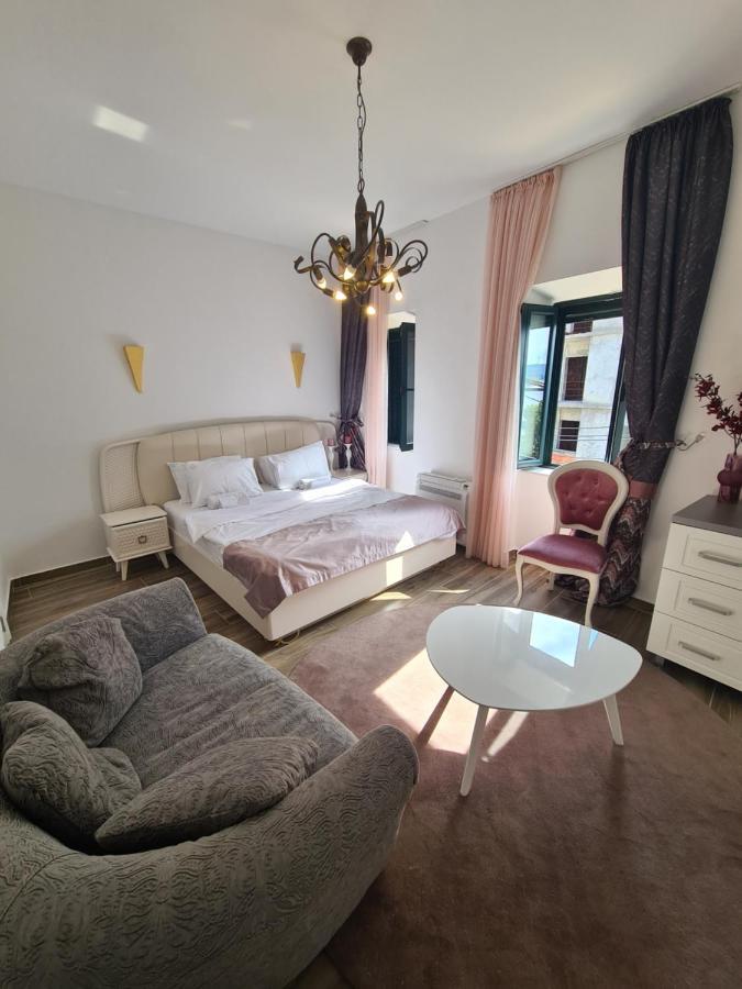 Rustico Apartments Tivat Bagian luar foto