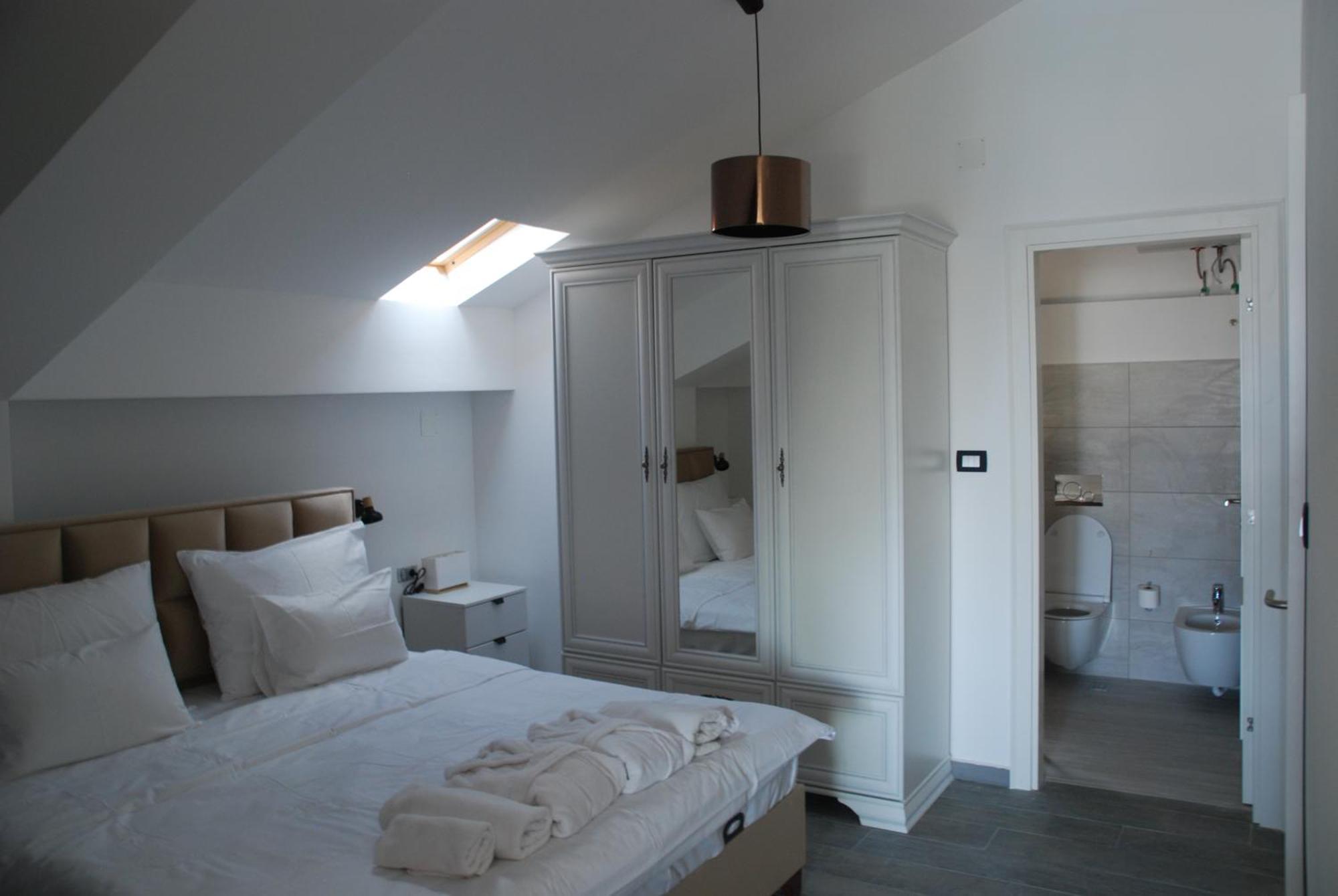 Rustico Apartments Tivat Bagian luar foto