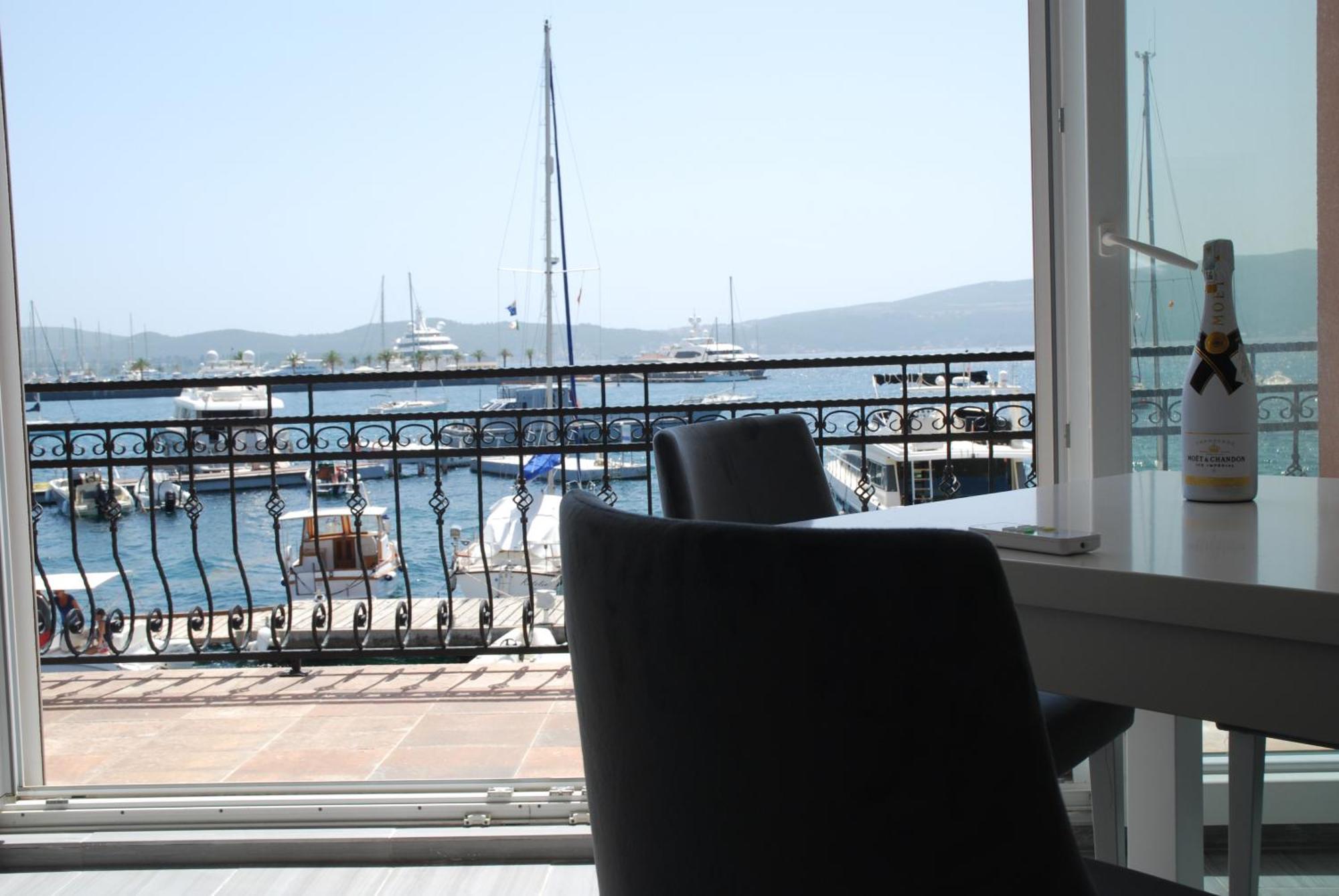Rustico Apartments Tivat Bagian luar foto